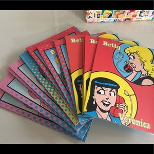 Betty & Veronica Stationery Set